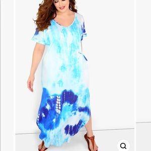 Riding the wave tie dye maxi dress